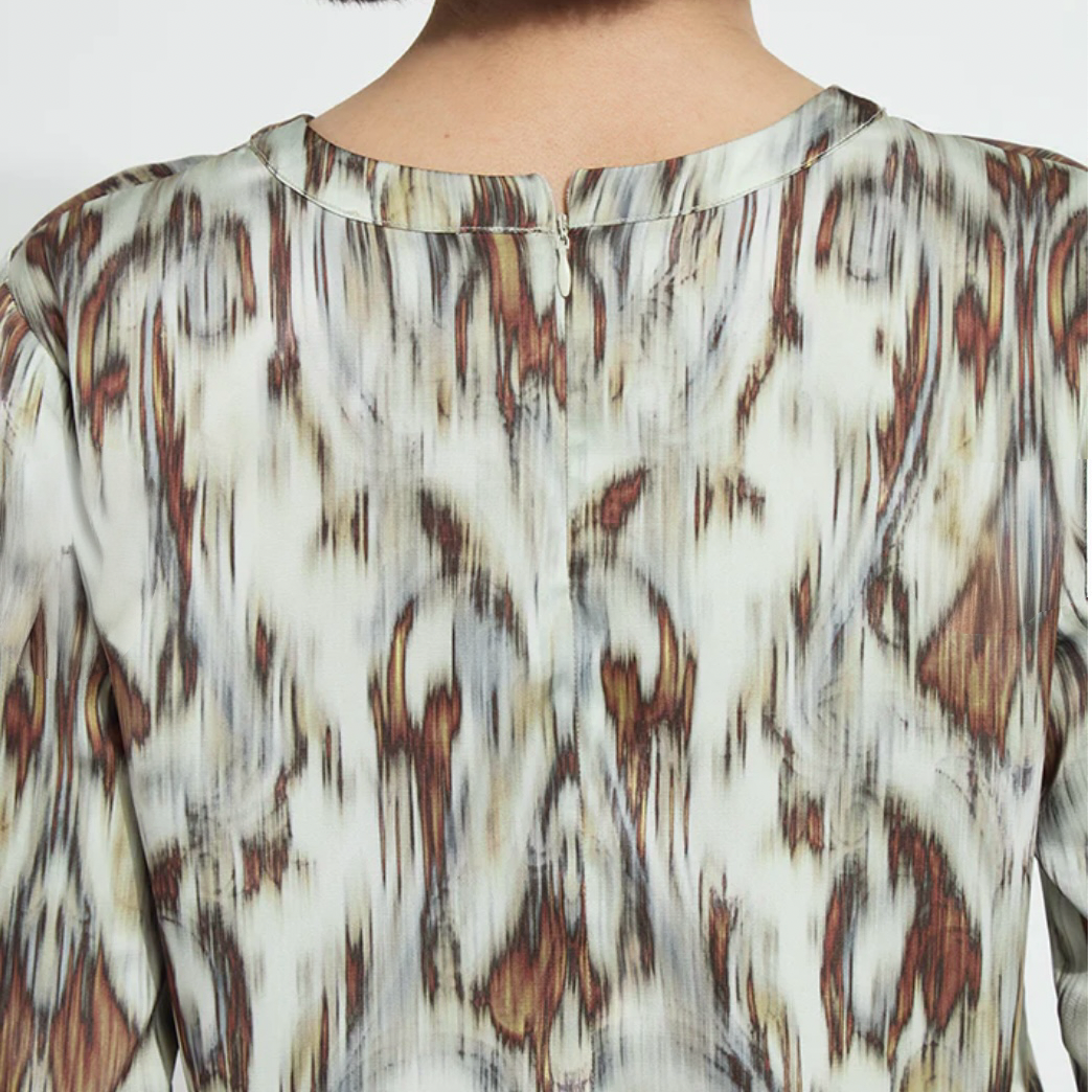 Lysse Tanni Crew Neck Blouse in Woodland Paisley