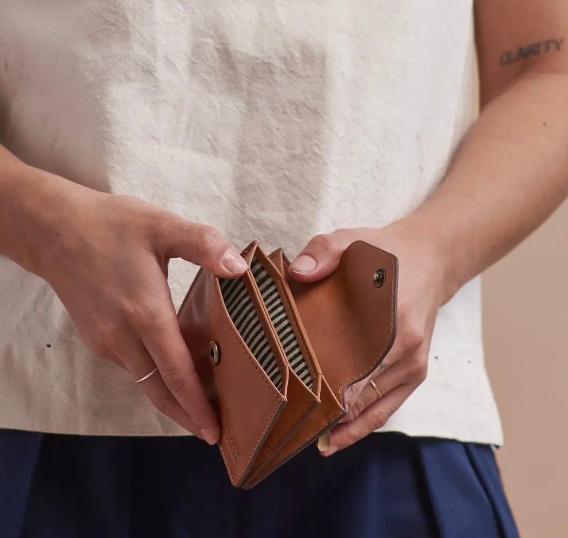o My Bag Harmonica Wallet in Cognac