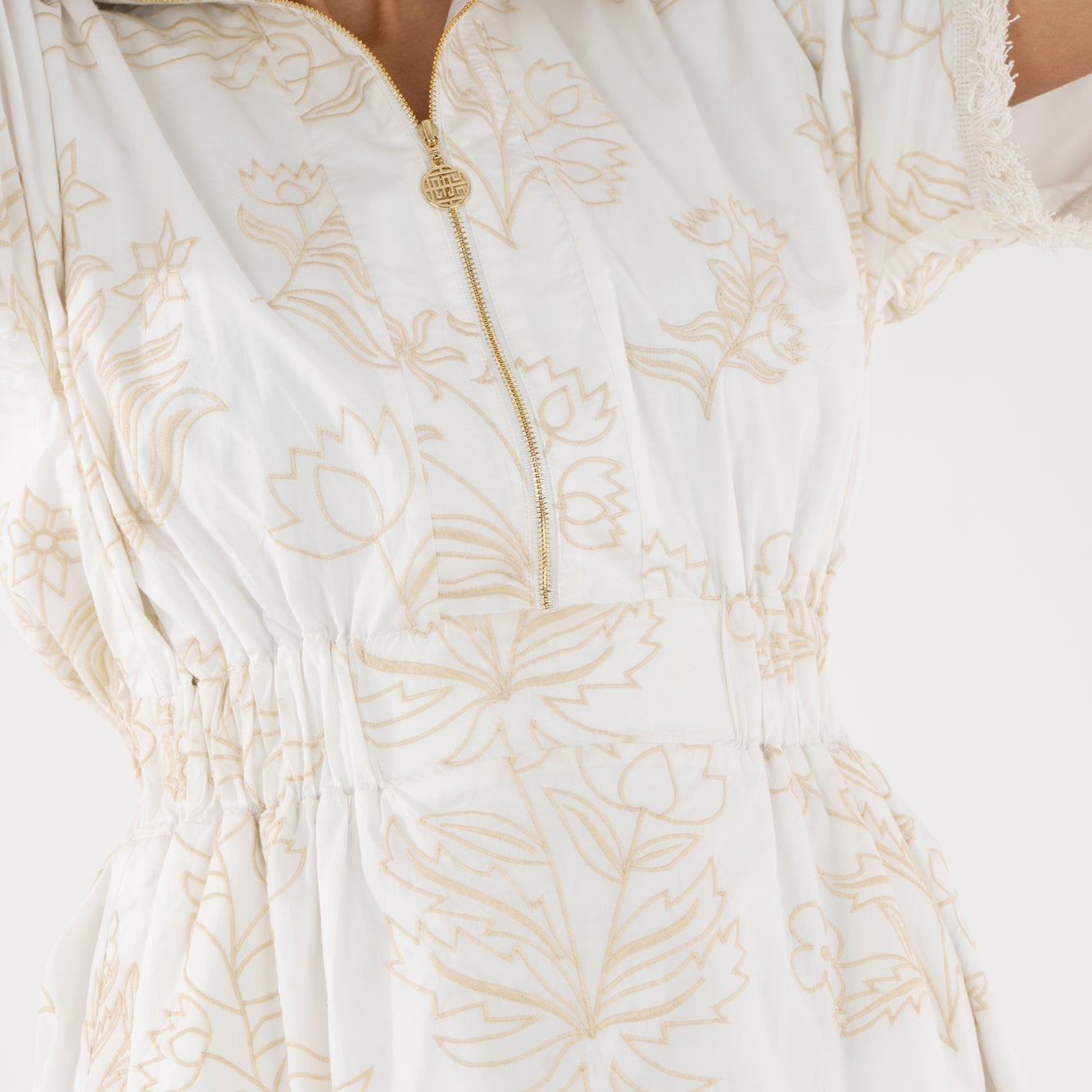 Emily McCarthy Pullover Dress in Blanc Petals