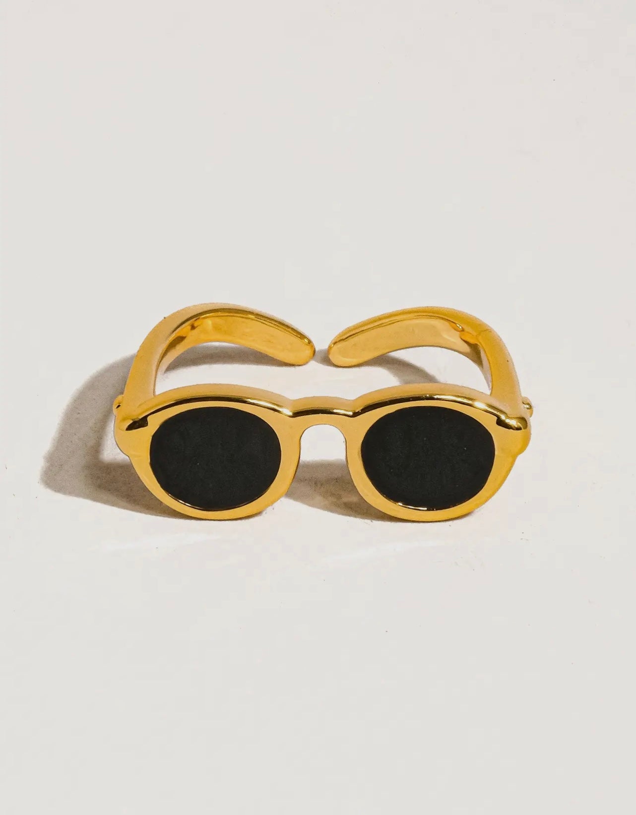 Flanerie Dean Sunglasses Ring