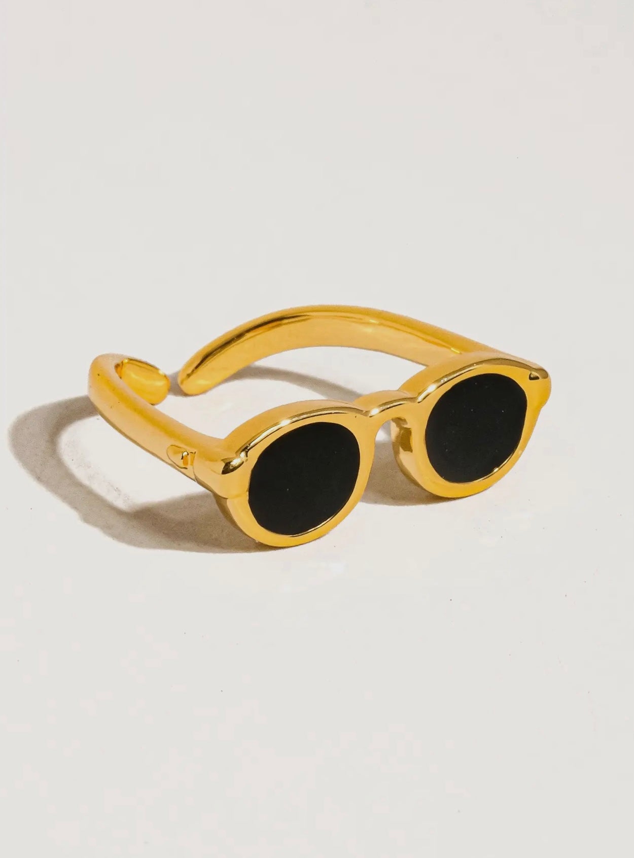 Flanerie Dean Sunglasses Ring