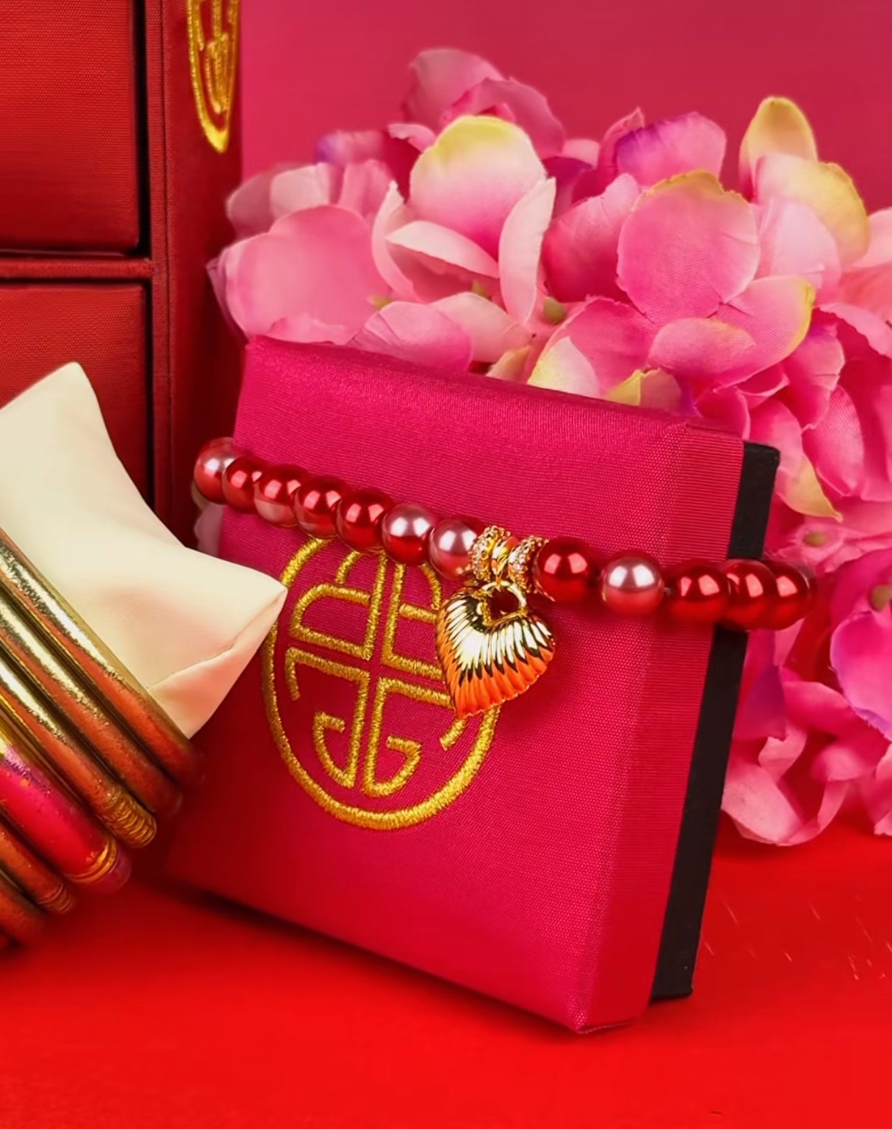 BuDhaGirl Rouge Coeur Beaded Bracelet
