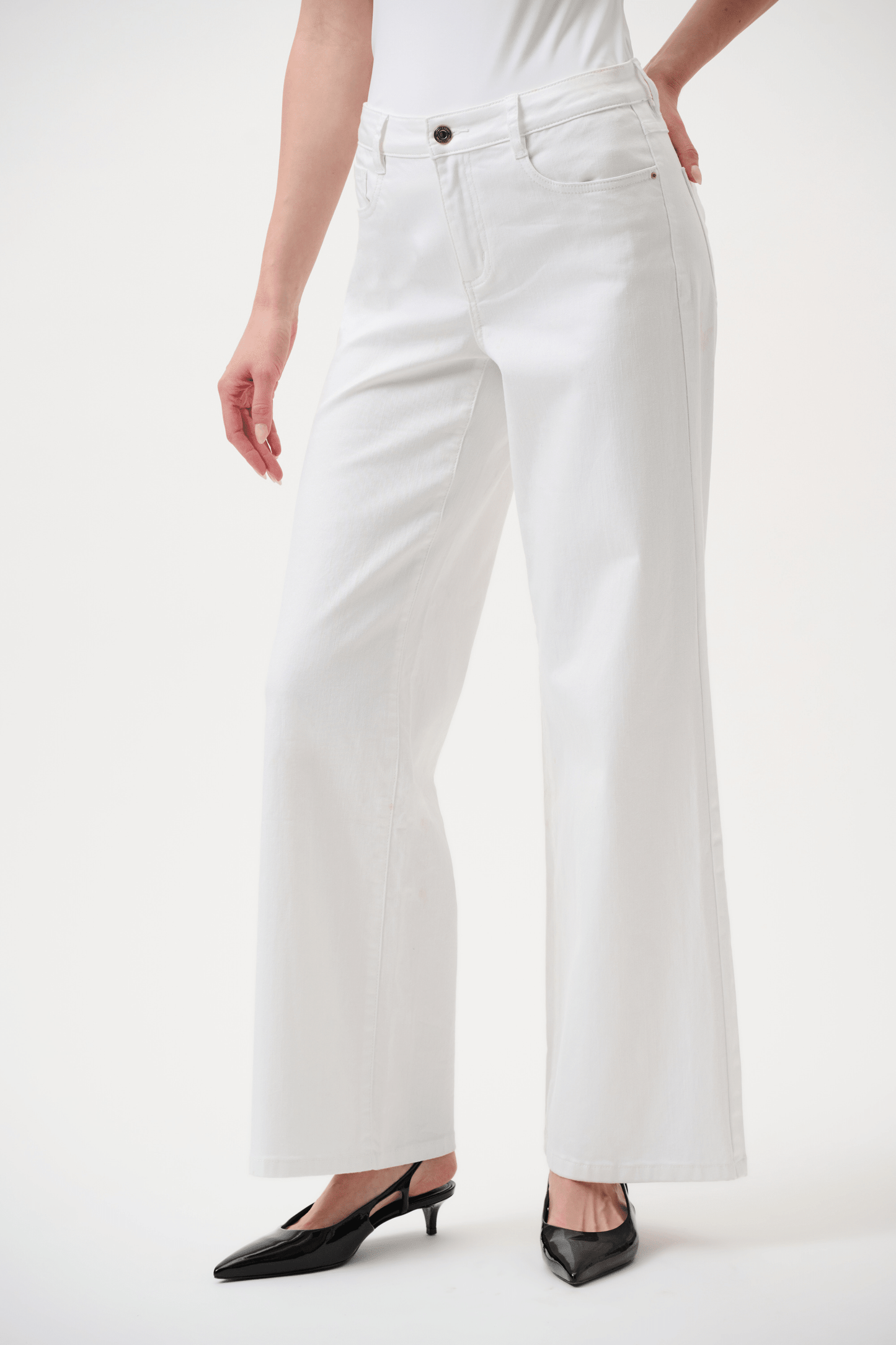 Joseph Ribkoff Goldie Classic Wide-Leg Stretch Jeans 261989