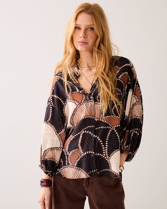 Summum Loose-Fitting Blouse w/All Over Multicolor Print
