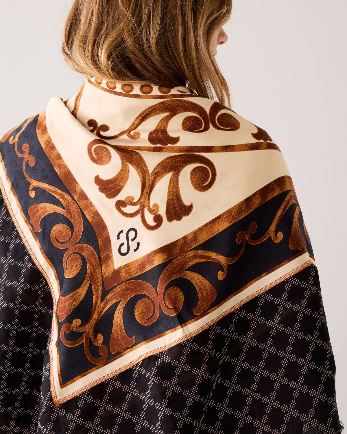 Summum Large Square Scarf in Satin Viscose
