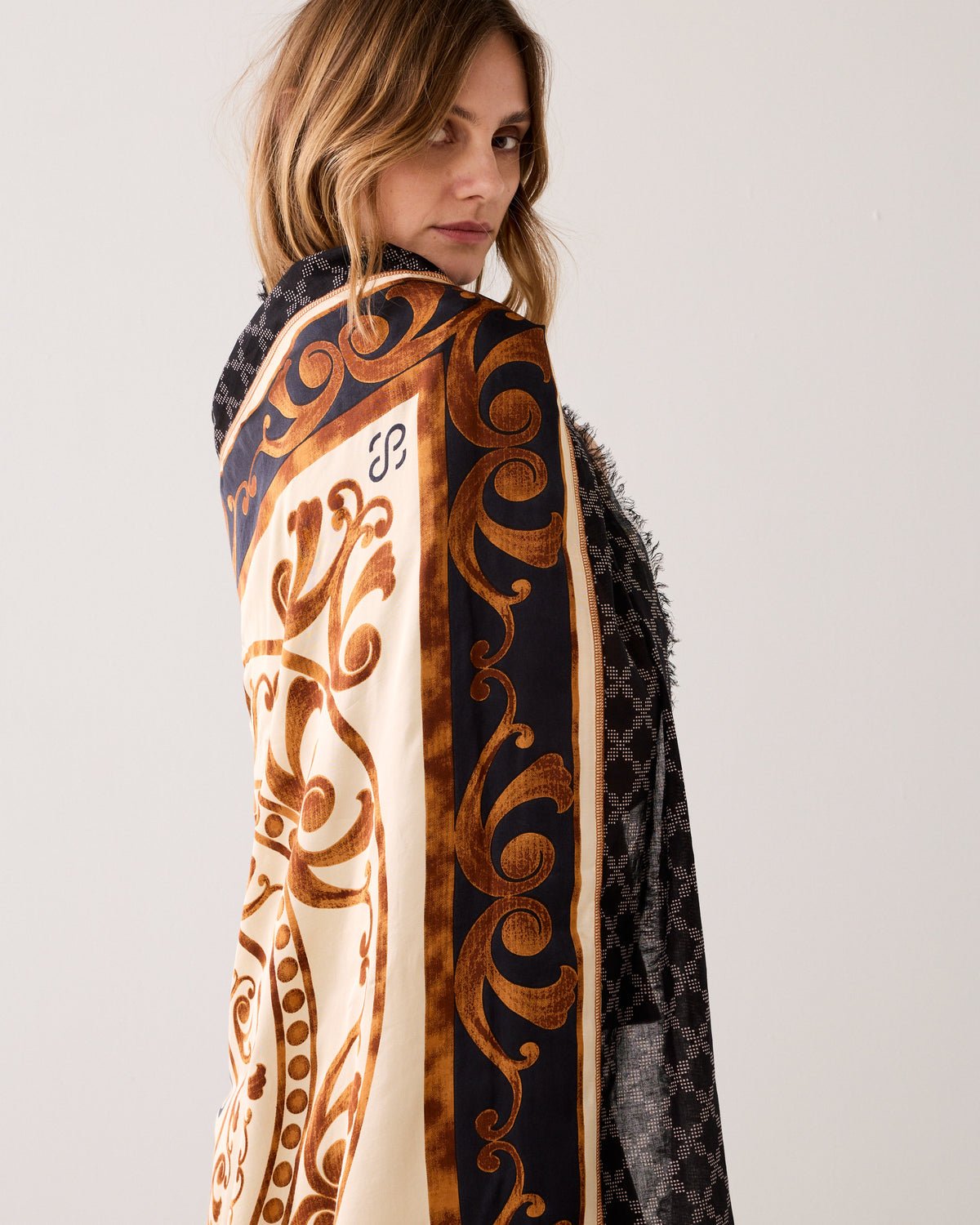 Summum Large Square Scarf in Satin Viscose