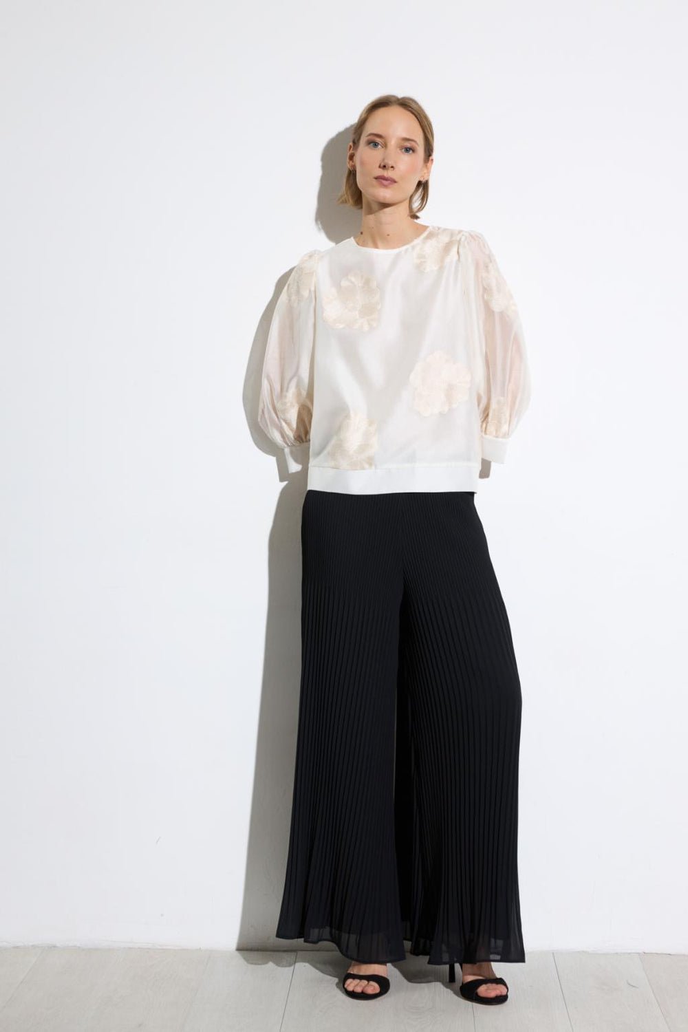 Bariloche Musa Black Trousers