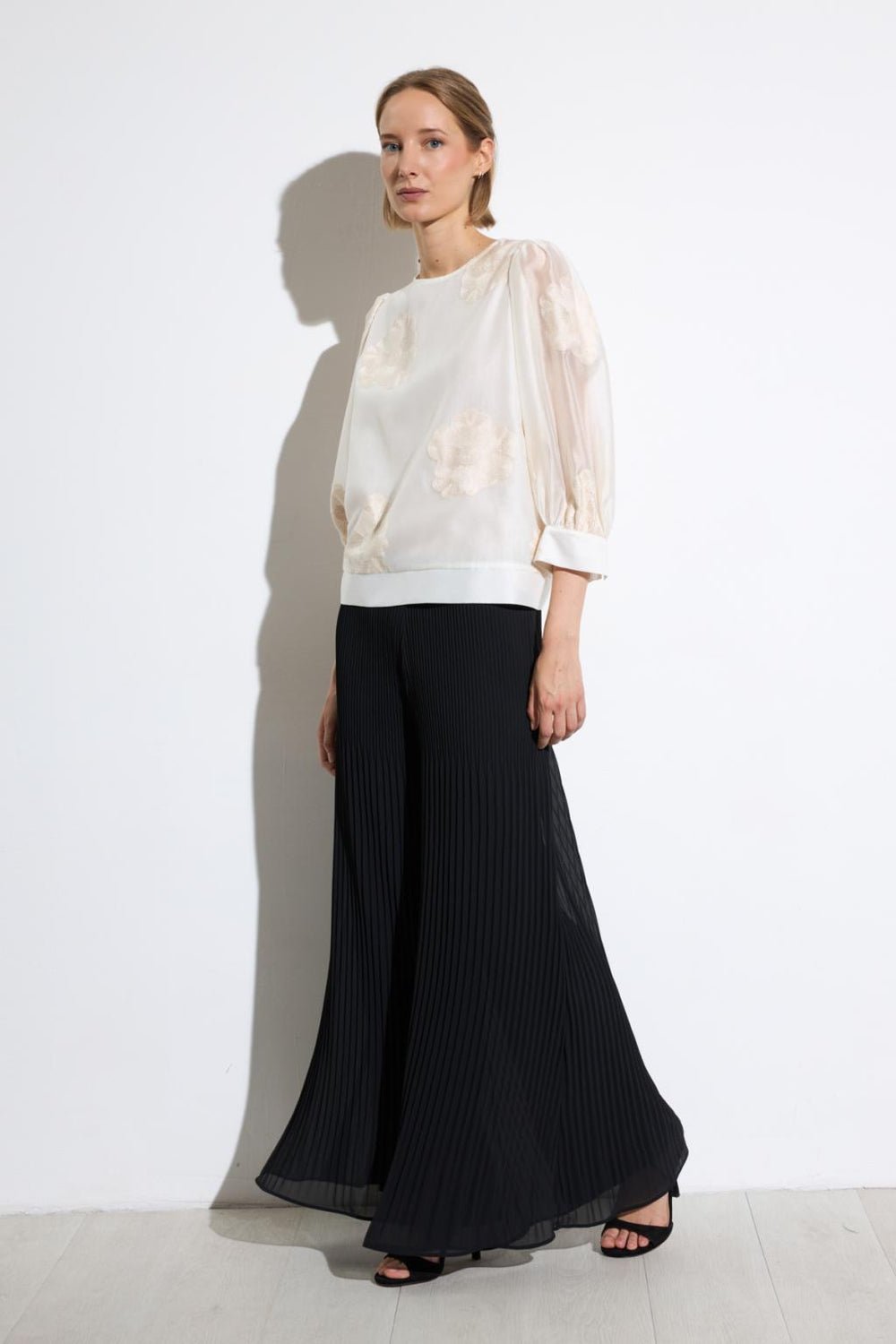 Bariloche Musa Black Trousers
