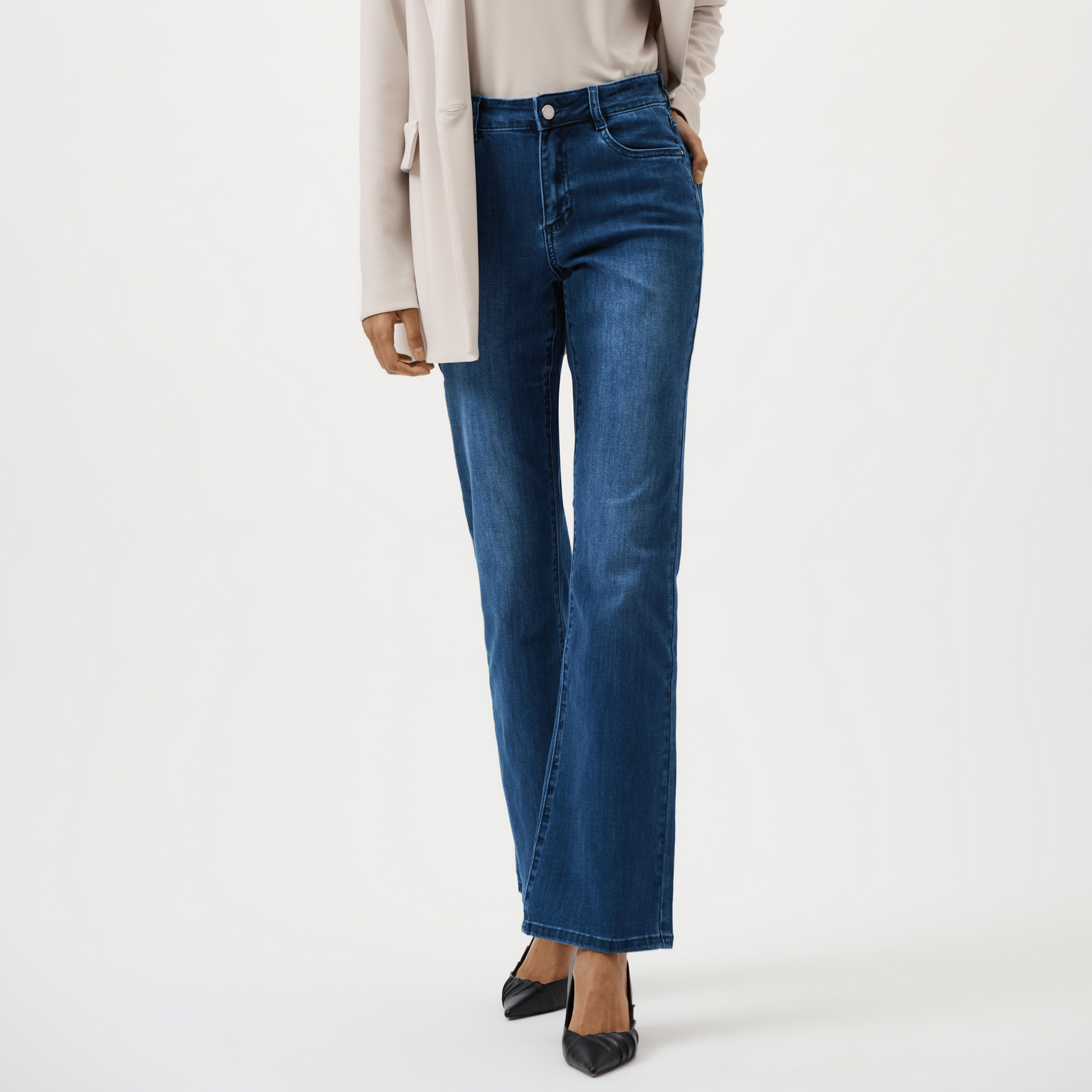 JR Brooke Classic Bootcut Stretch Jean 251967CO