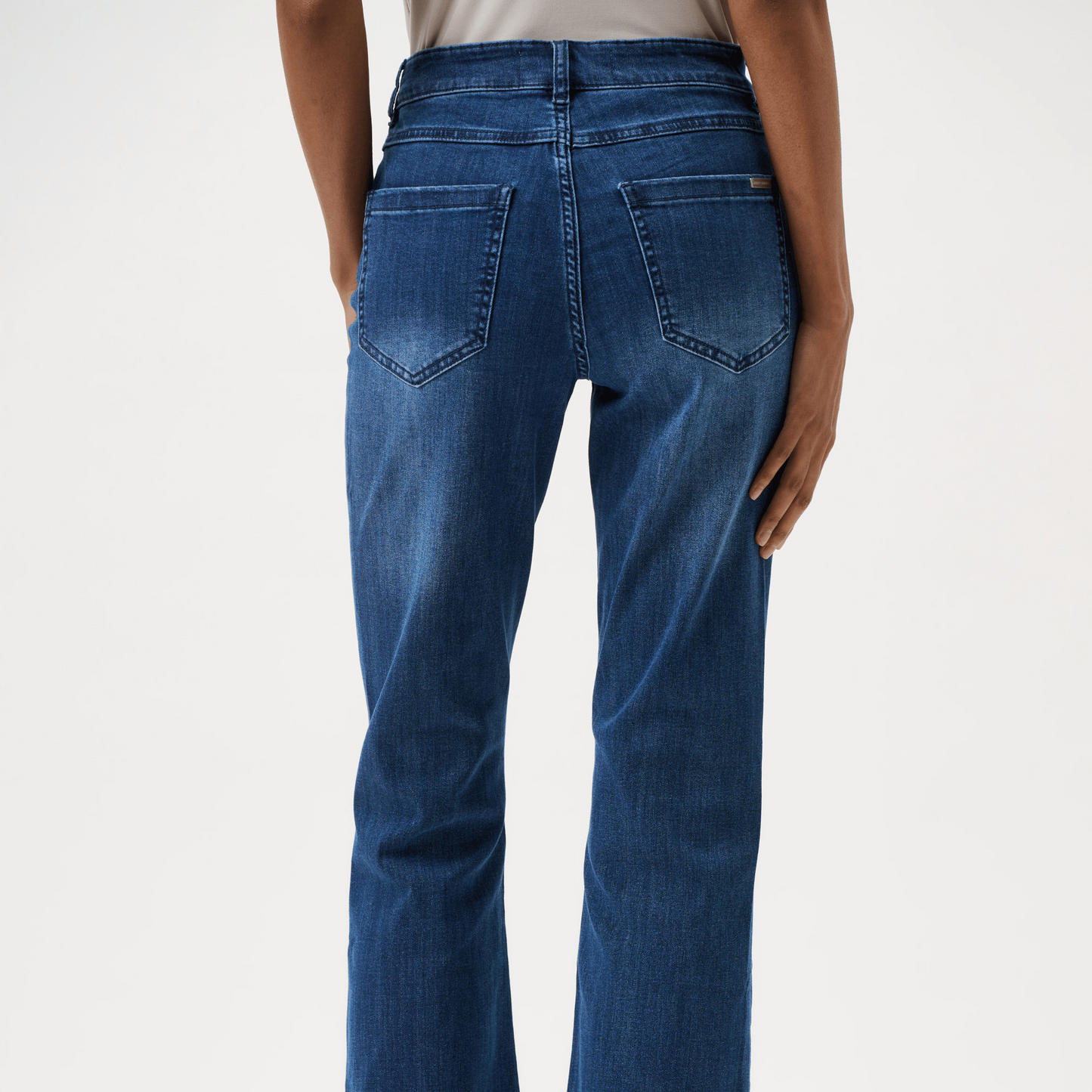 JR Brooke Classic Bootcut Stretch Jean 251967CO