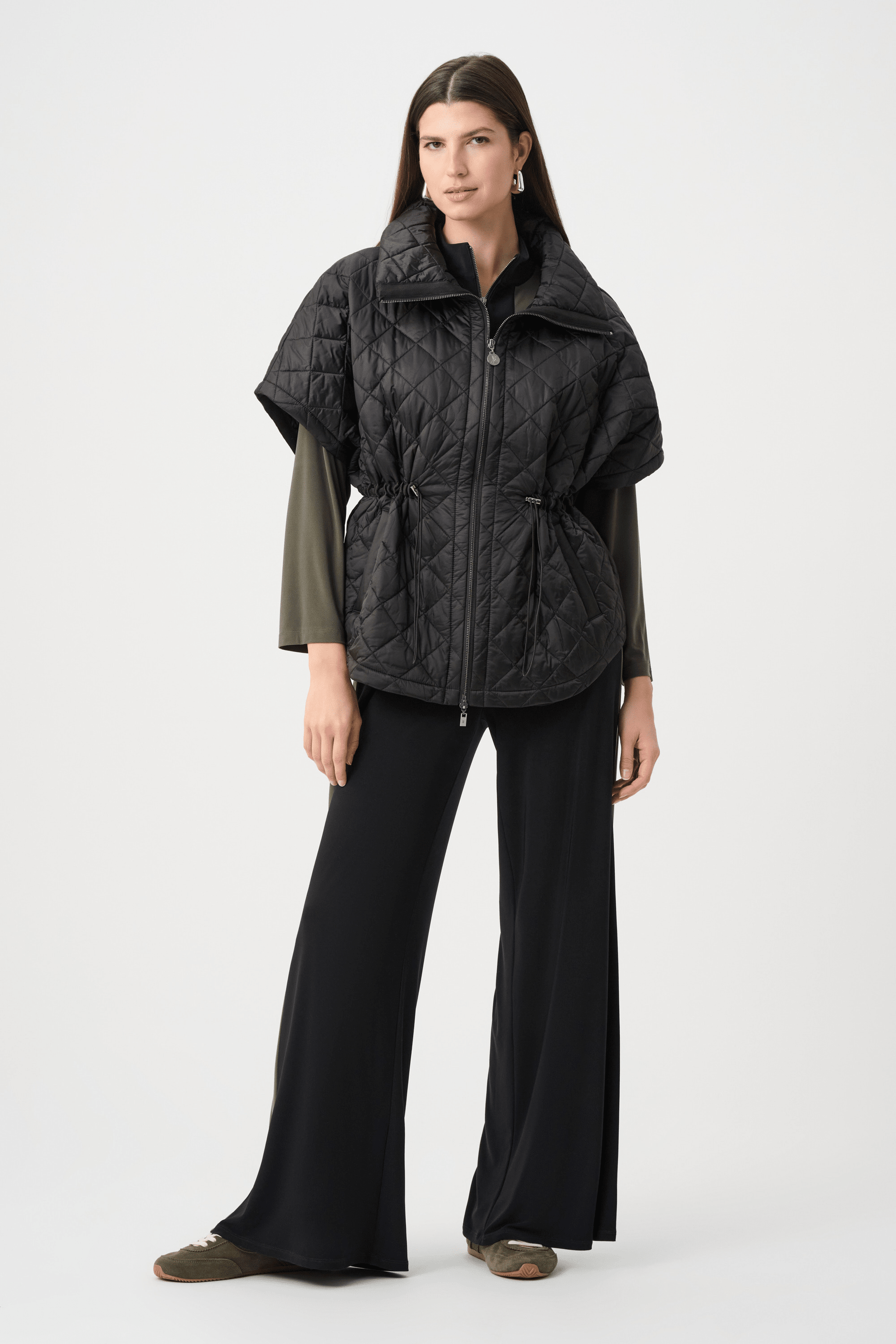 JR Quilted Nylon Shawl-Neck Boxy Vest 263643 – Atelier JR Quilted Nylon Shawl-Neck Boxy Vest 263643 – Atelier