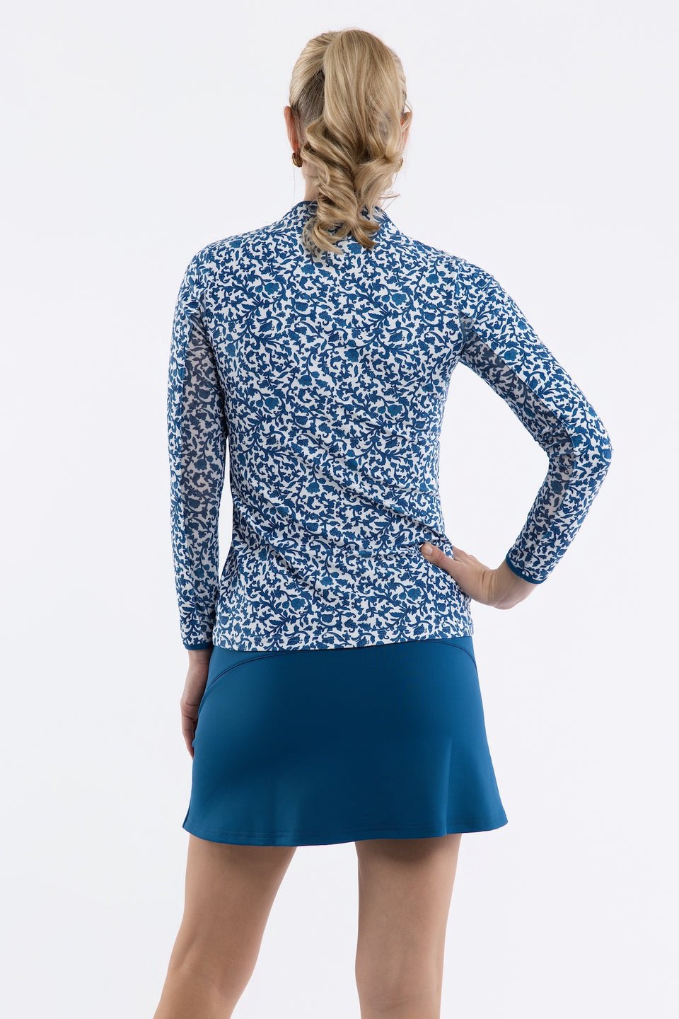 Smith & Quinn Carey Quarter Zip in Porcelain Floral