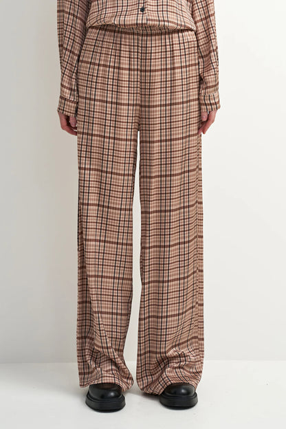 Astrid Meadow Plaid Pant