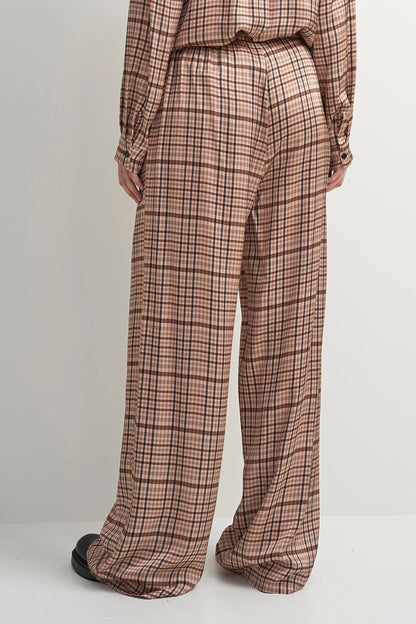 Astrid Meadow Plaid Pant