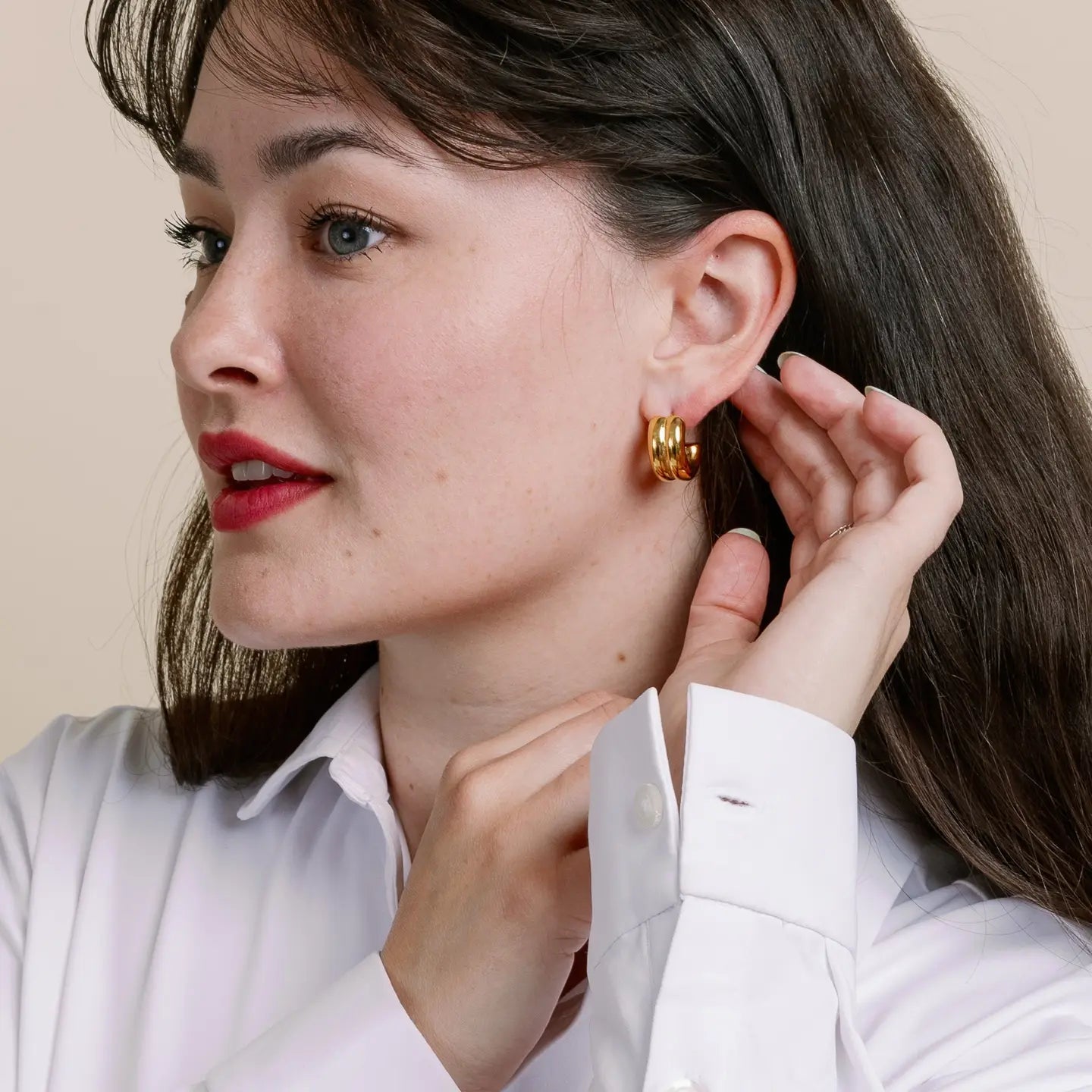 Vincent Teresa Hoop Earrings