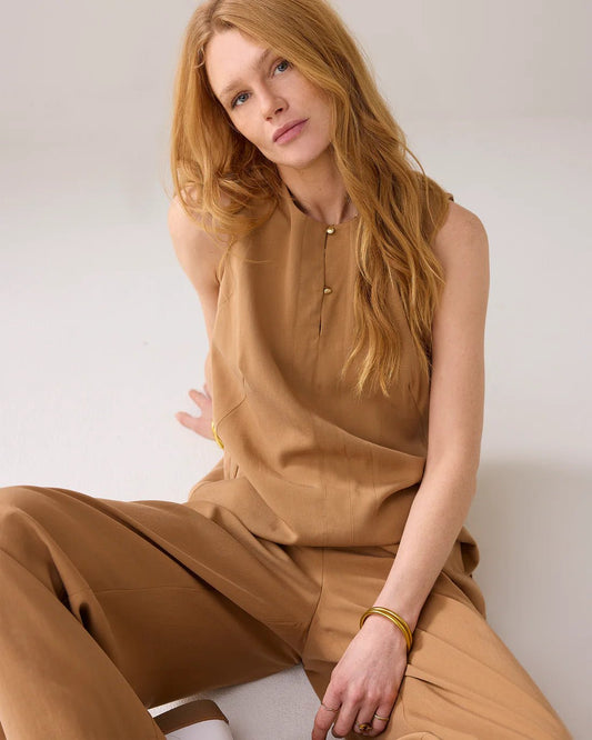 Summum Top with Pleated Detail